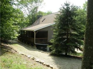 131 Waterman Rd, Clairton, PA 15025