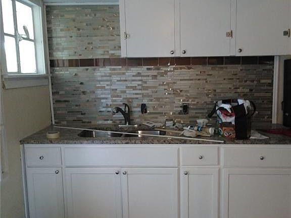 4th image of 1519 Ocean Dr #10