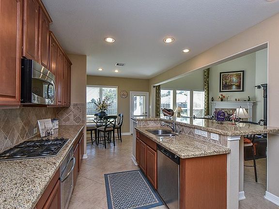 5th image of 17818 Kathywood Dr