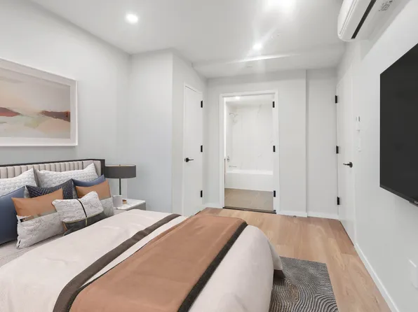 1054 41st Street image 5 of 10