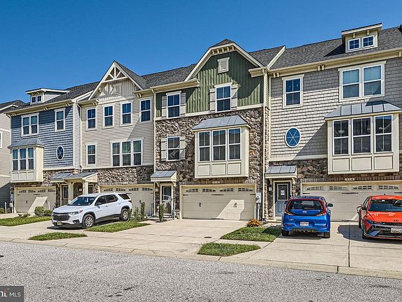 2nd image of 518 Fox River Hills Way