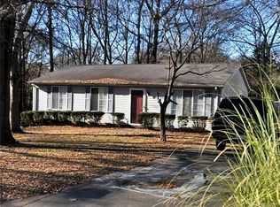 4905 Smokehollow Rd, Charlotte, NC 28227