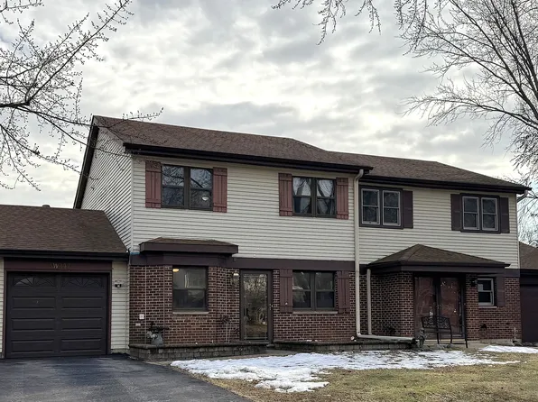 23W447 Greenbriar Dr, Naperville, IL 60540