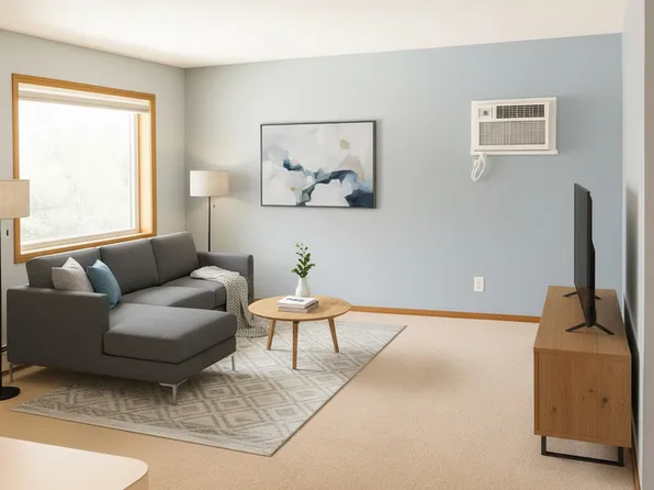 5822 Laverne Cir APT 2, Baxter, MN 56425