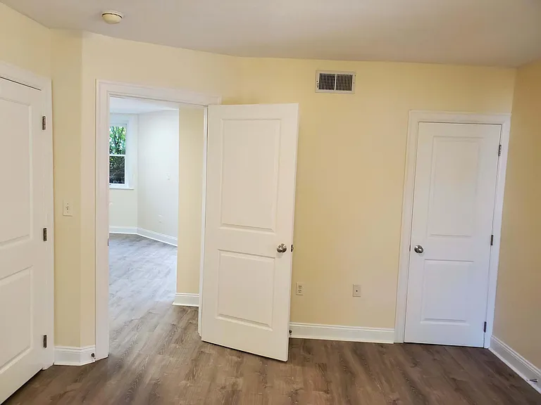 839 N Mellon St #1L — Photo 5