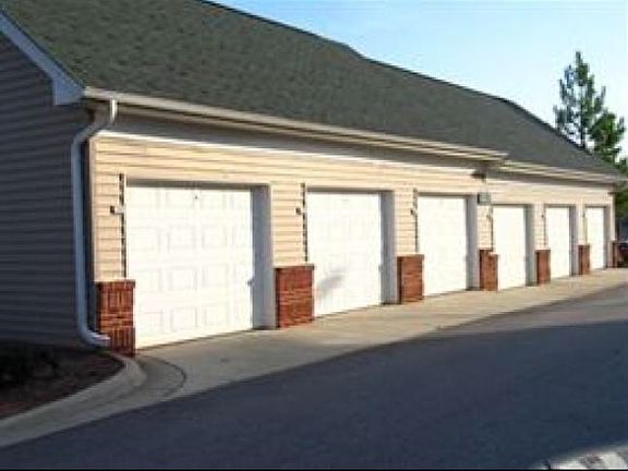 Garages-$100 per month (11'x23')