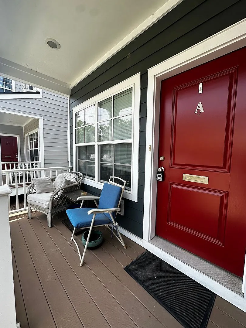 2 bed, 2.0 bath, 1100 sqft, $2,005 — Photo 4