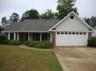 2407 Ellenwood Dr, Opelika, AL 36801