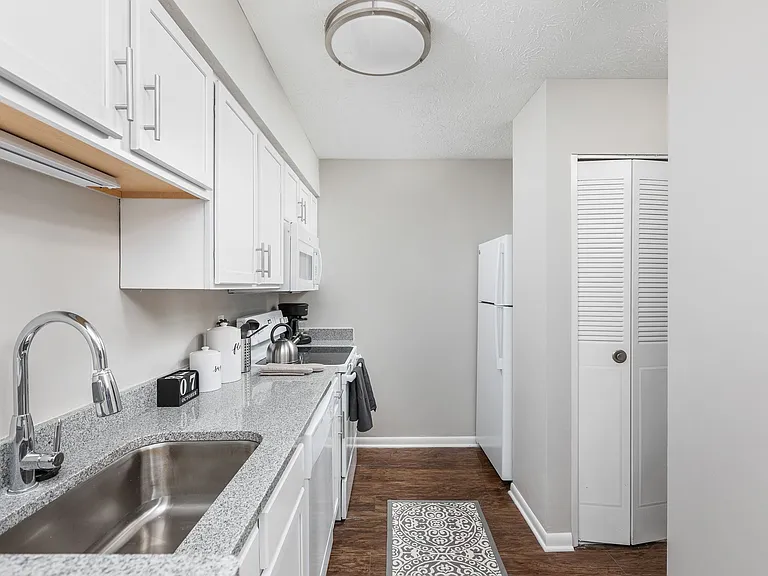 The Masters Apartments — Photo 7