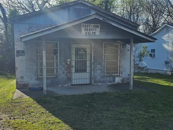 106 Tremont St, Thomasville, NC 27360