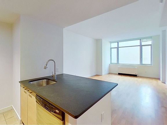 4th image of 88 Leonard St APT 1907