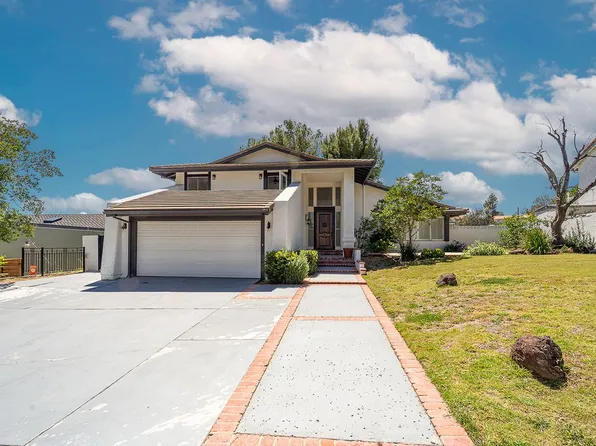 11723 Porter Valley Dr, Porter Ranch, CA 91326