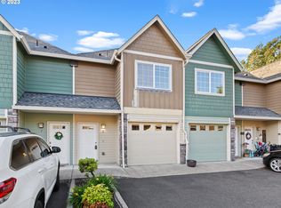 7512 NE 34th Ave APT 6C, Vancouver, WA 98665