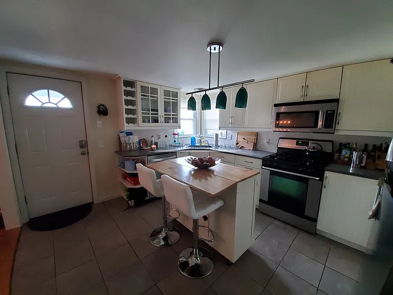 134 Lake St #FRN — Photo 11