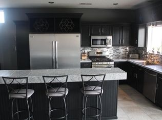 1574 17th Ave SE, Rio Rancho, NM 87124