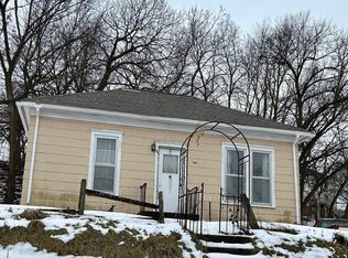 621 Nebraska St, Peru, NE 68421