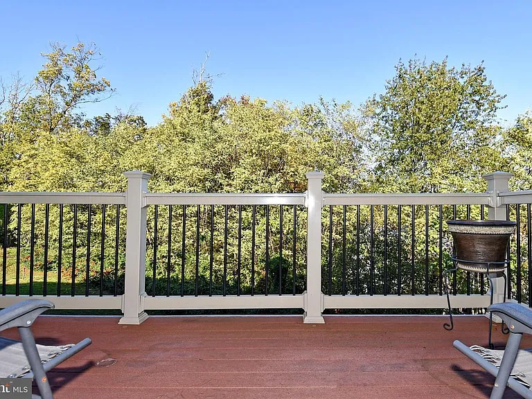 3030 Chinkapin Oak Ln — Photo 23