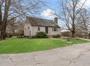 27 Paulette Dr, Coventry, RI 02816