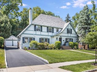 18 The Fairway, Montclair, NJ 07043