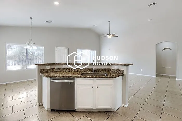 931 S 241st Ave — Photo 11