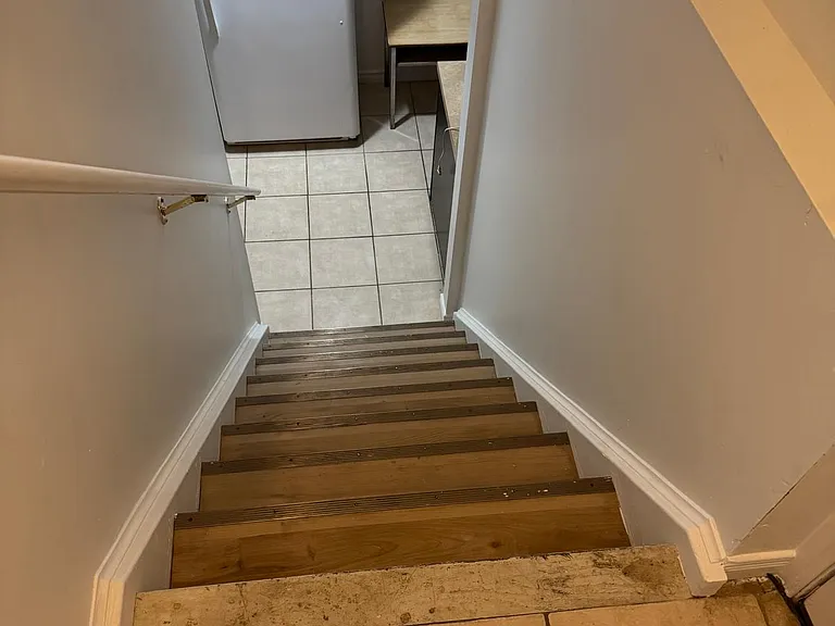 108 Windale Cres #1B — Photo 9