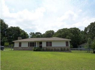 7421 Pinewood Dr, Theodore, AL 36582