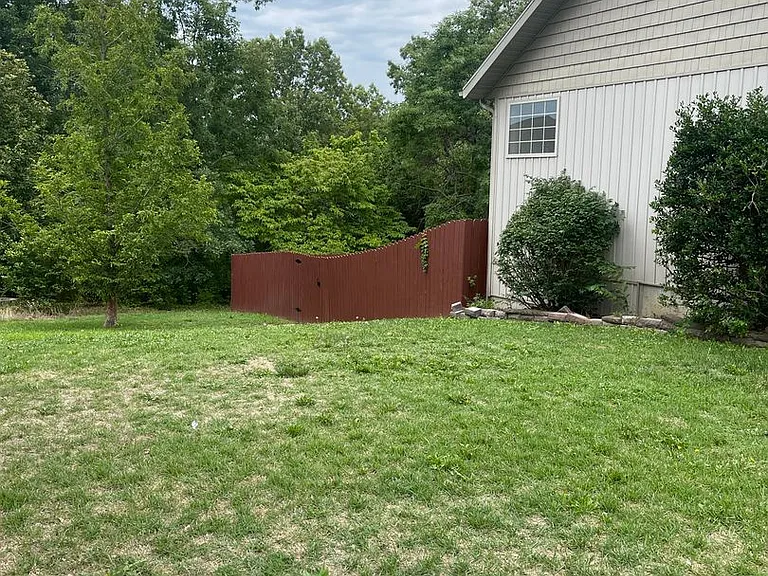 20454 Lynwood Rd — Photo 49