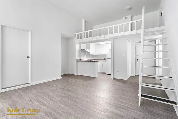 Rented by Kole Group | media 21