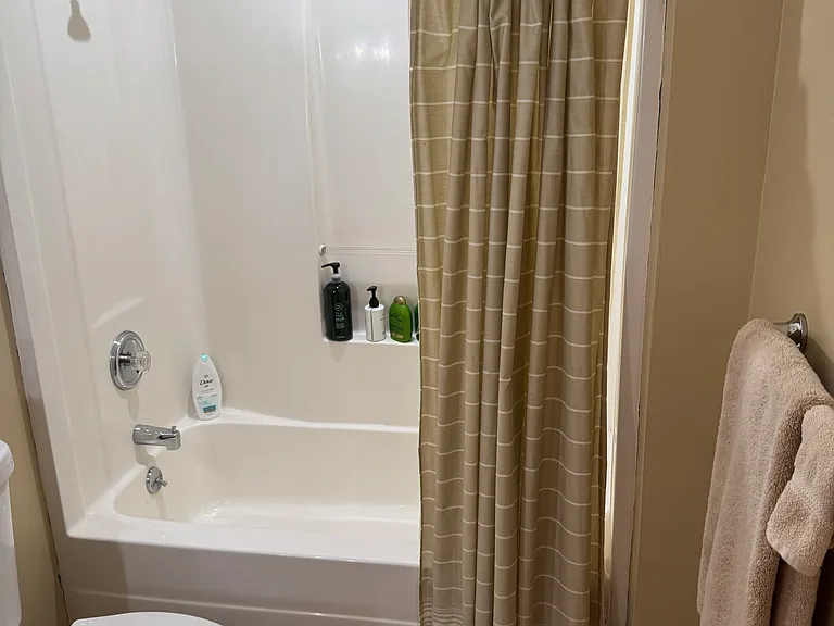 Downstairs full bath
