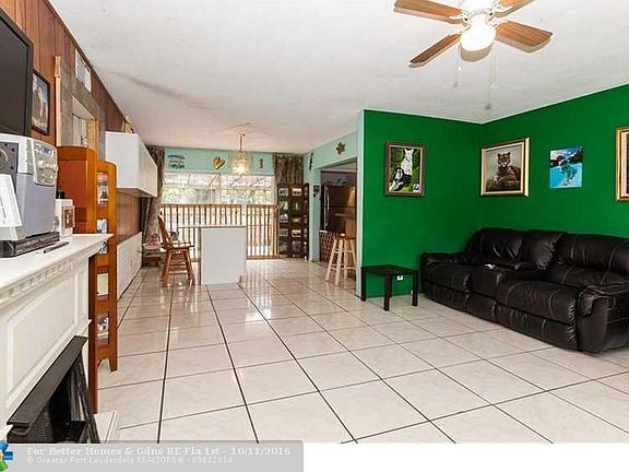 5th image of 1710 SW 32nd St