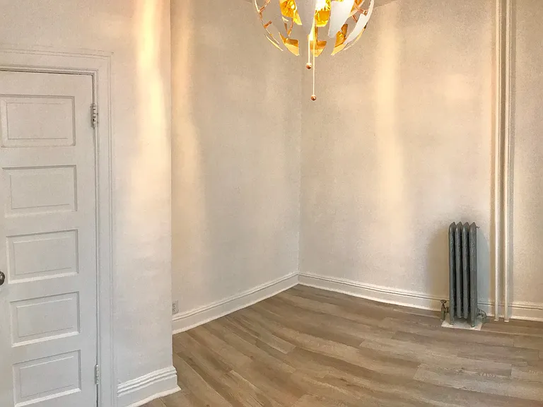 1311 N Downing St #4 — Photo 3
