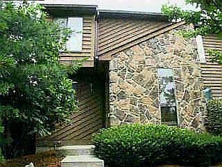 1st image of 4964 Columbia Cir