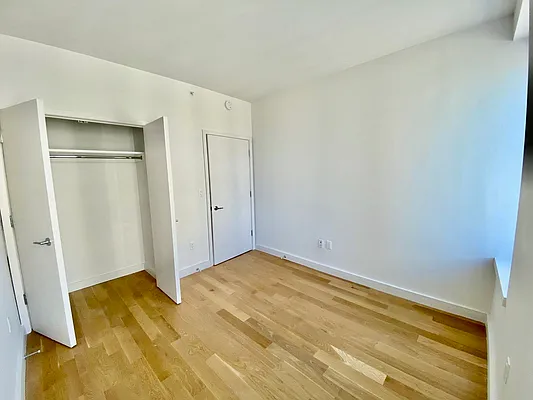 Rented by Zjama Realty Corp | media 30