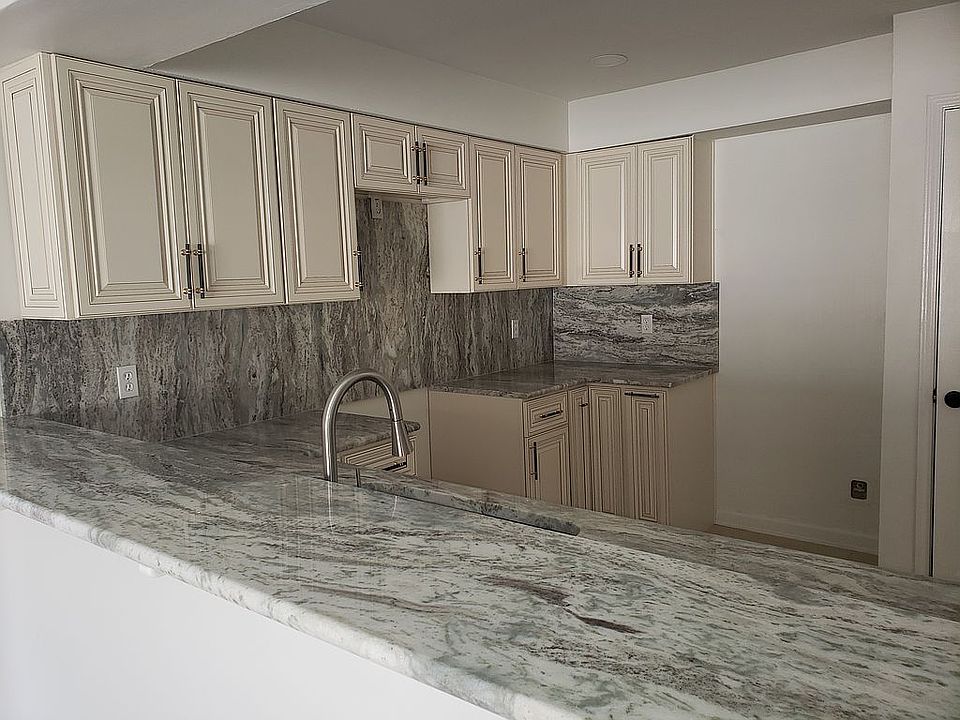 Wet Bar view into Kitchen 