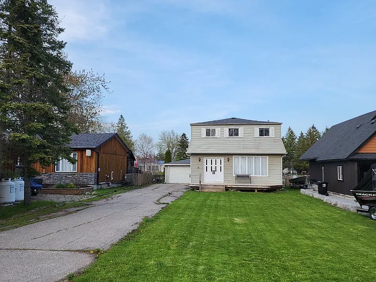 75 Lake Ave — Photo 1