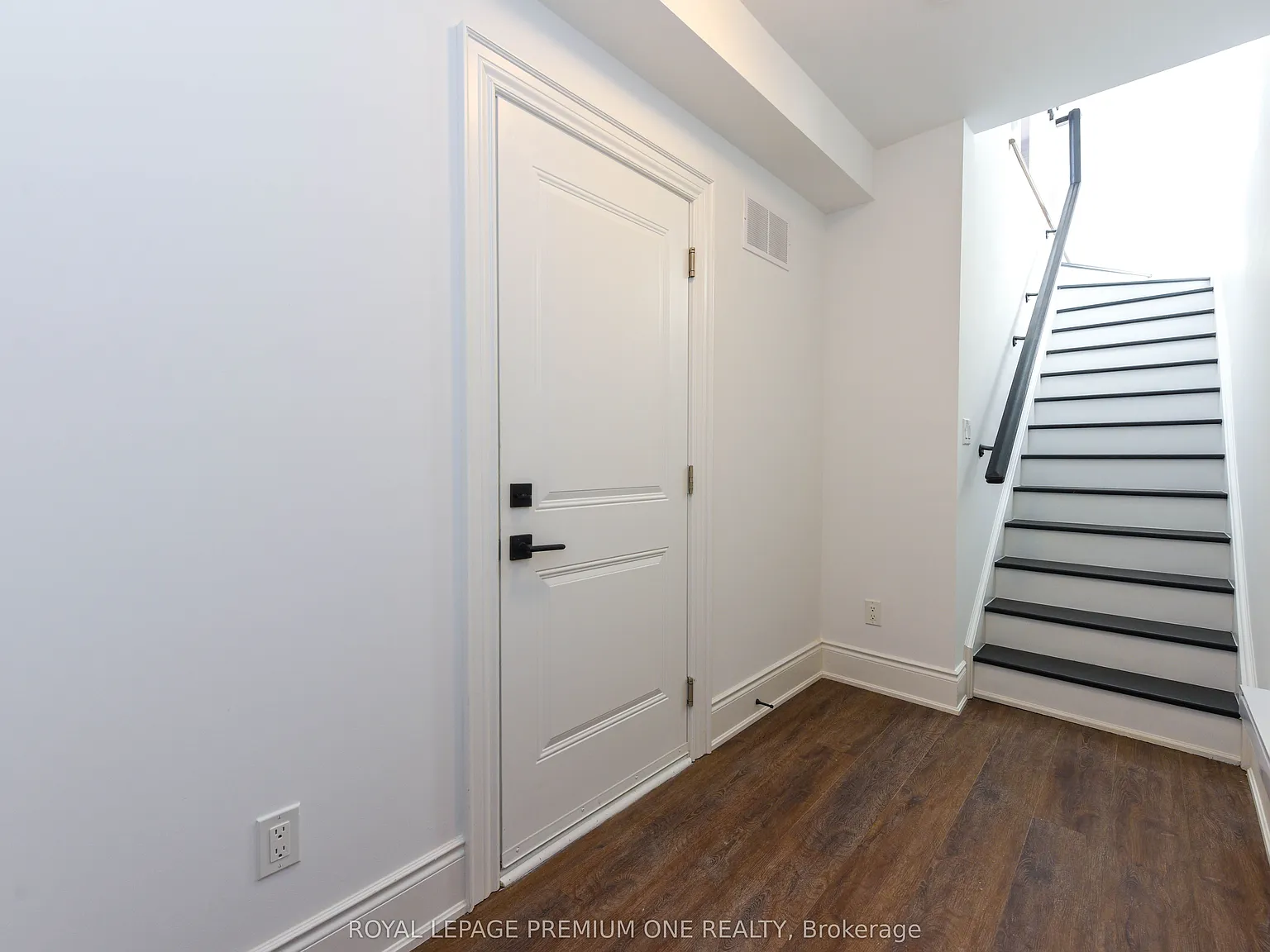 3 bed, $3,800 — Photo 4