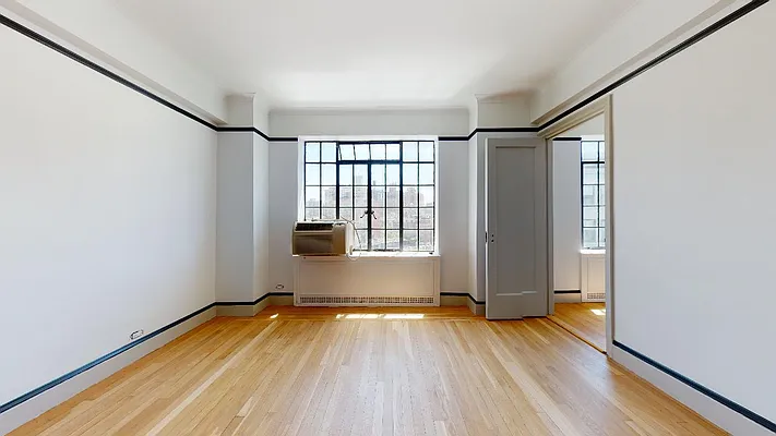 Rented by Bond New York | media 20