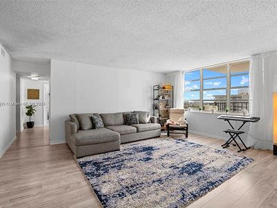 2780 NE 183rd St APT 1906, Aventura, FL, 33160