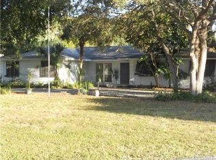 2450 SW 86th Ave, Davie, FL 33324