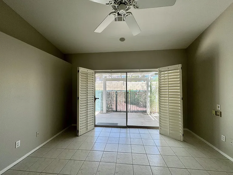 5892 Greenery View Ln — Photo 15