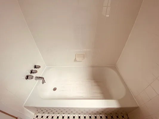 Rented by Metropolis Real Estate of Manhattan | media 16