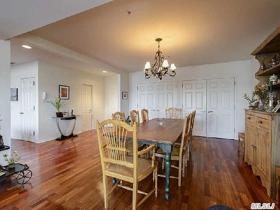5th image of 100 Harbor View Dr Unit 428