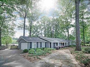 702 Forest Point Dr, Brandon, MS 39047
