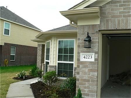 2nd image of 4223 Taverns Corner Ln