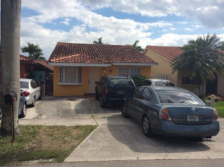 1st image of 8850 NW 115th St