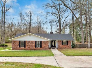1297 Augusta Rd, Ellisville, MS 39437