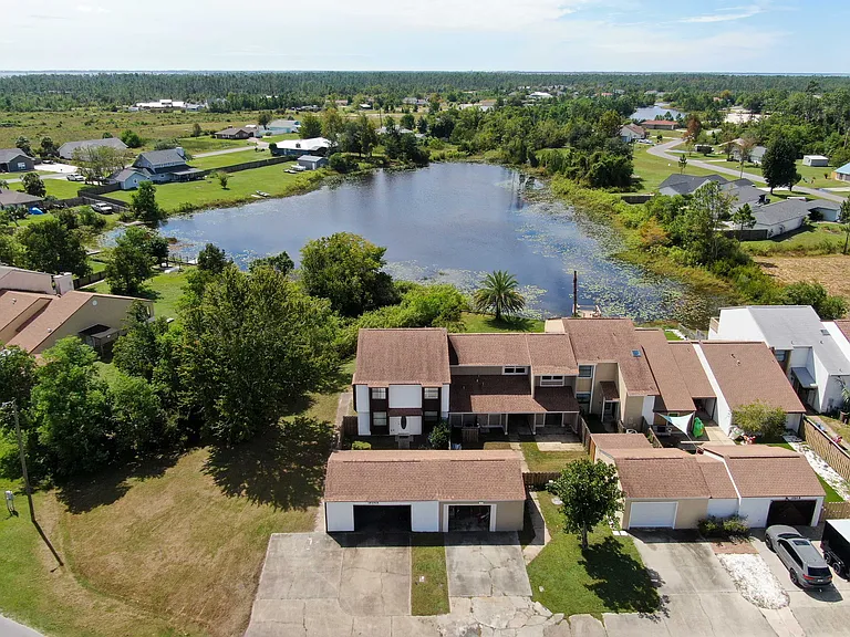 1824 Mallard Dr #A — Photo 2