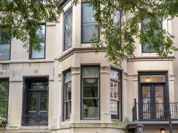 1252 N State St, Chicago, IL 60610