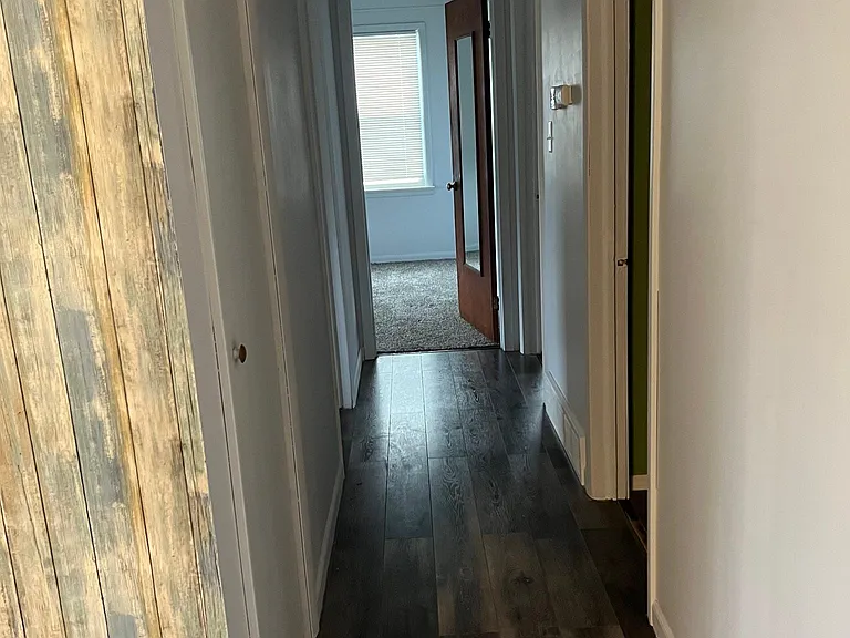 15424 Oldham St — Photo 4