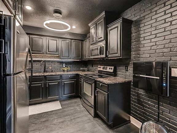 5th image of 1374 Milwaukee St APT 8